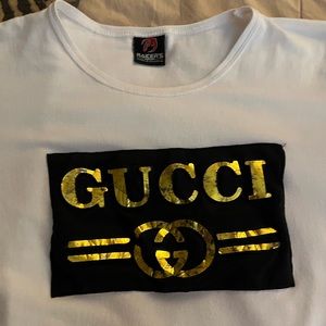 White, soft,short sleeve T-shirt with designer inspired 3 dimensional logo.Sz L